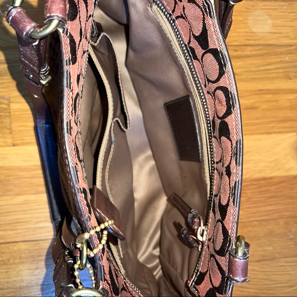 Coach brown leather and classic c print pocketbook - Picture 10 of 10